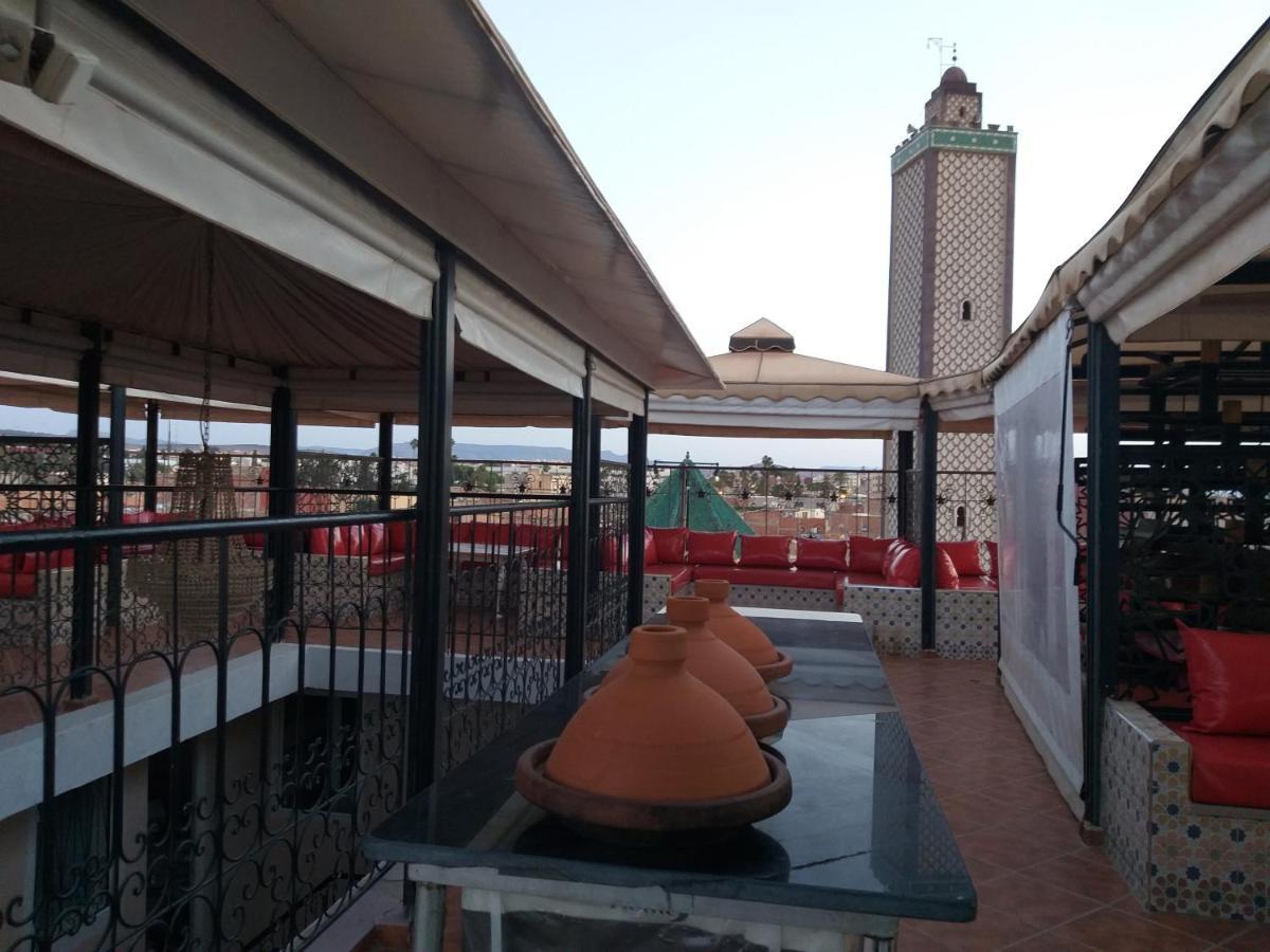 Hotel Lahlou Riad Cafeteria Oujda Extérieur photo